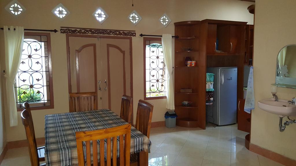 Sari Inn Kuta Lombok Kuta (Lombok) Exterior foto