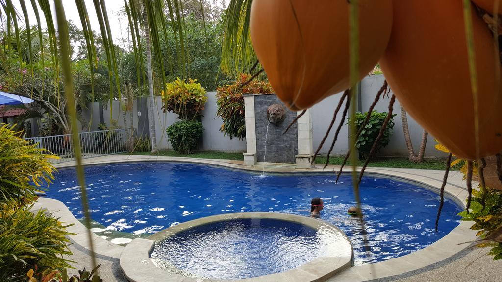Sari Inn Kuta Lombok Kuta (Lombok) Exterior foto
